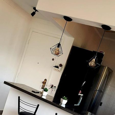Apartamento Studio กัวรูจา ภายนอก รูปภาพ