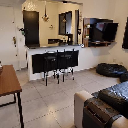 Apartamento Studio กัวรูจา ภายนอก รูปภาพ